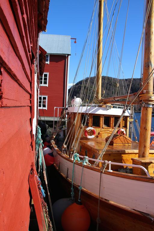 Skomakergarden Ulsteinvik Exteriér fotografie